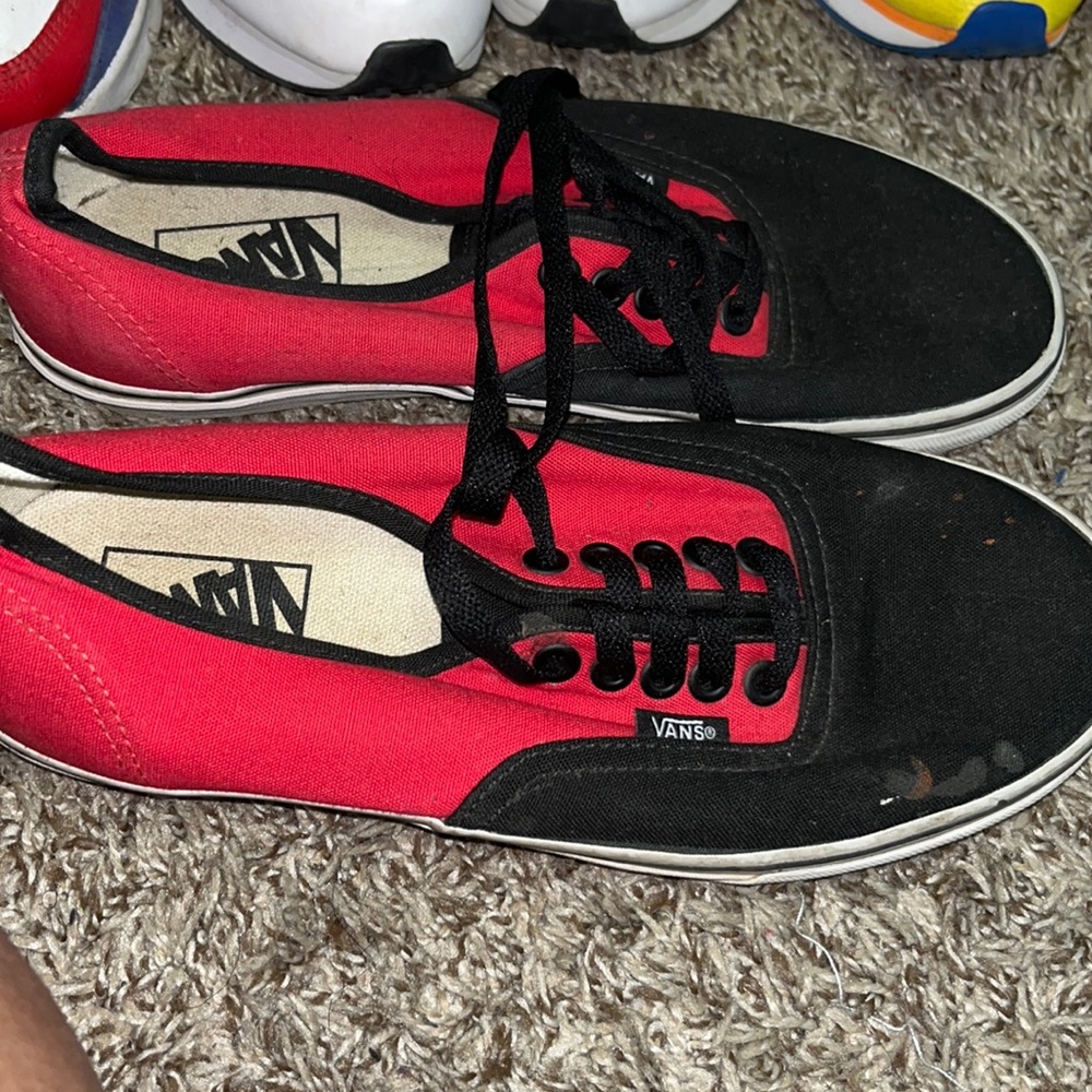 Vans women 9 men’s 7.5 Red/Black “lady bug”worn few times